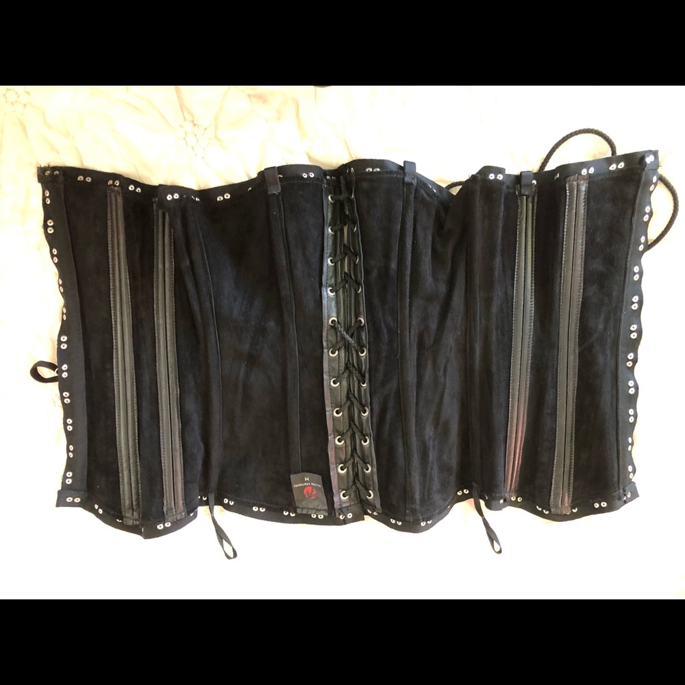 Bustier - Picture 4 of 4